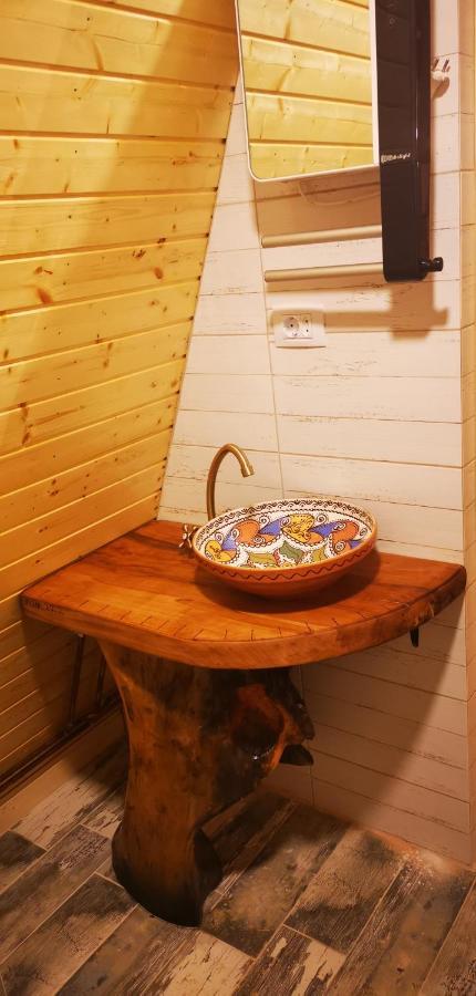 Casa - Cabana Tip A Frame, Cerna, Vaideeni, Valcea Cerna  エクステリア 写真